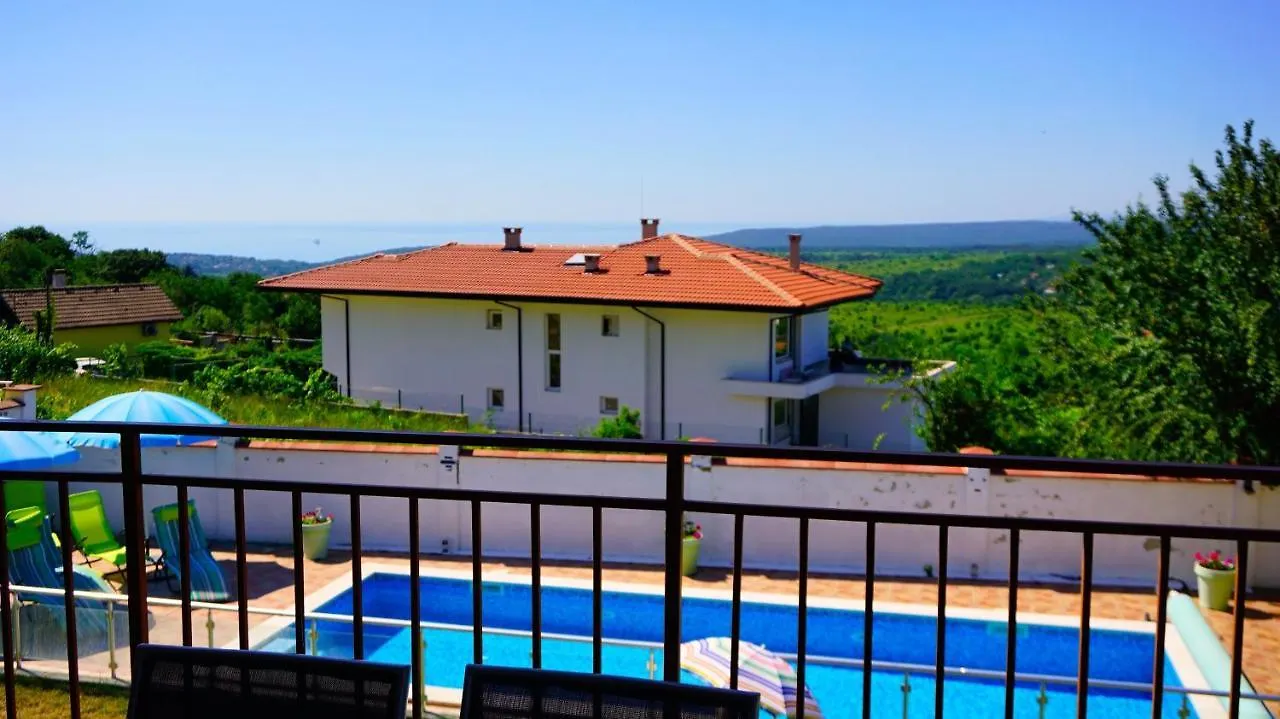 Вила Сънрайз - Villa Sunrise Varna Holiday home