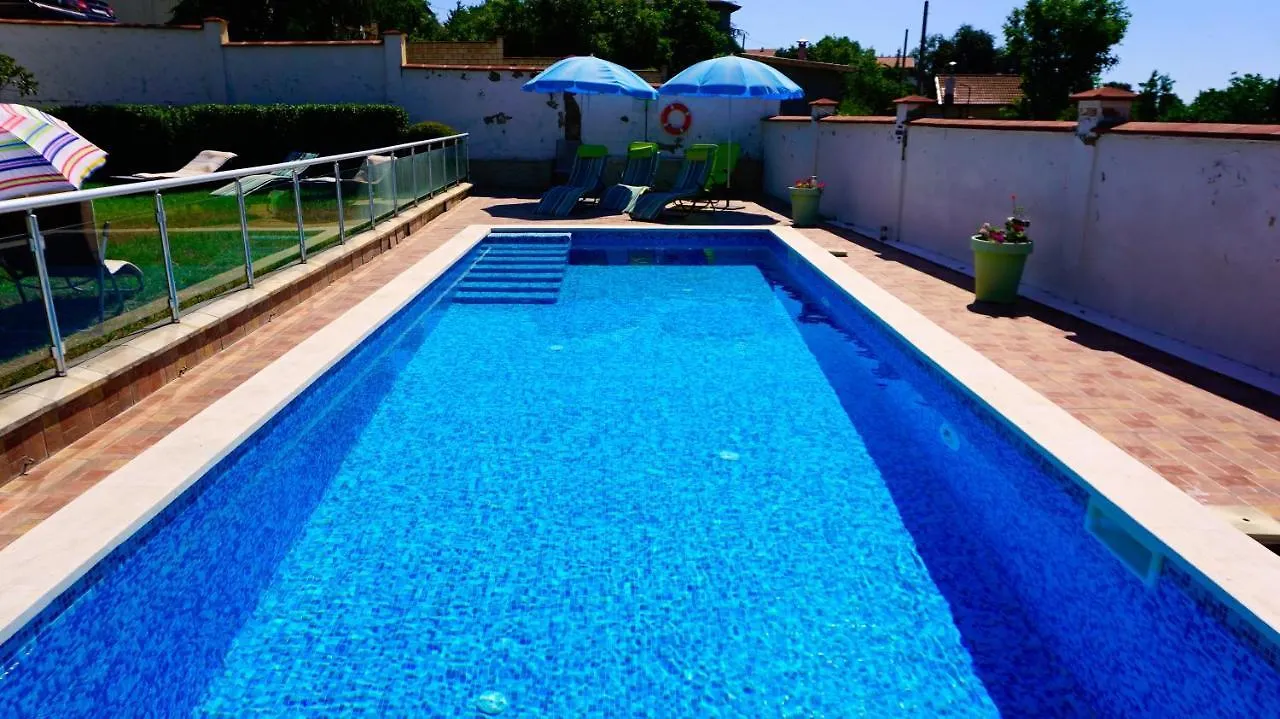 Вила Сънрайз - Villa Sunrise Varna Bulgaria
